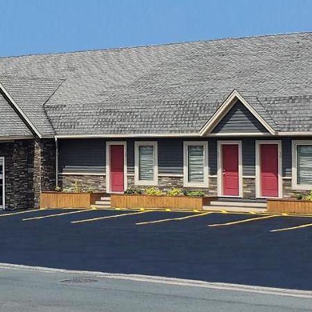 Newfound Inn & Suites Topsail エクステリア 写真